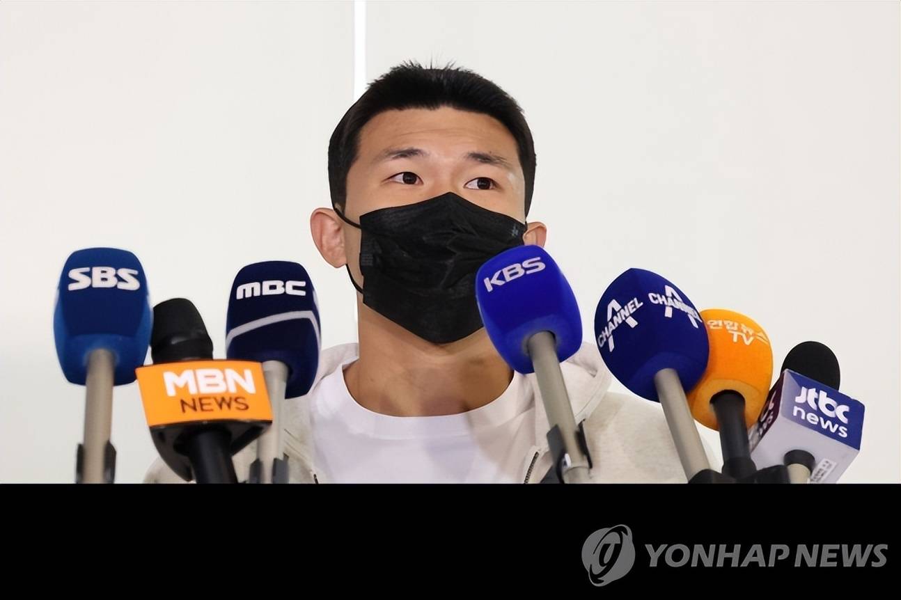 包含上海申花强势出击——豪取三连胜追赶领头羊的词条