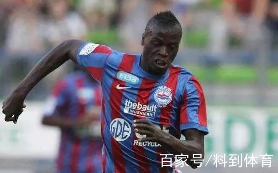 包含卡昂客场挑战里昂，纵然制服剑者的词条